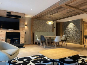 Luxueux Appart à Méribel avec Cheminée et Conciergerie - FR-1-613-129